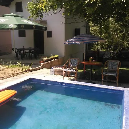 Relax House *
